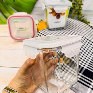 ظرف شیشه ای لیمون حجمش860میل دربش قفلداره