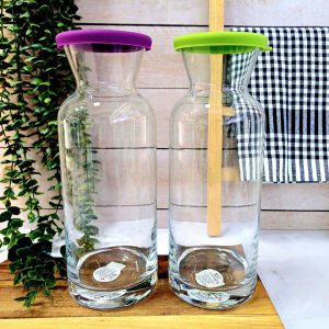 بطری اب شیشه ای