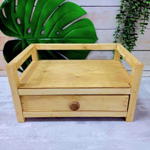 استند چوبی کشودار نرده ای