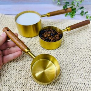 پیمانه طلایی دسته چوبی